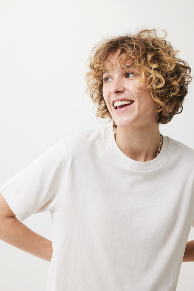 IQONIQ Kakadu relaxed T-Shirt aus recycelter Baumwolle